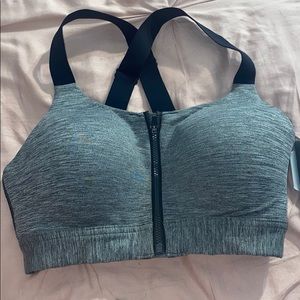 Under armor sports bra (never worn)